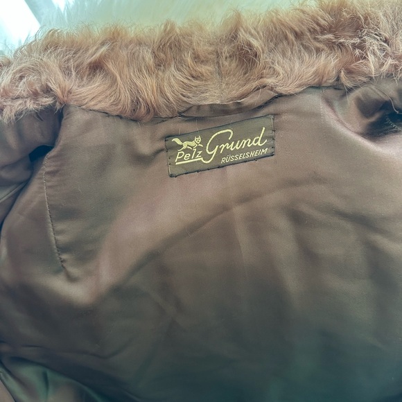 Woman vintage Astrakhan Persian  curly Lamb real fur coat size L. Like new. - Picture 5 of 6